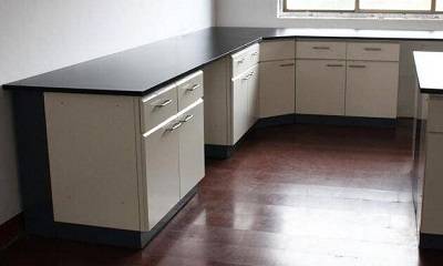 櫥柜臺面材料介紹:實芯耐蝕理化板臺面